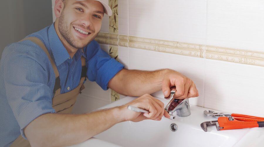 Handle or spout repair in Butlerville, IN